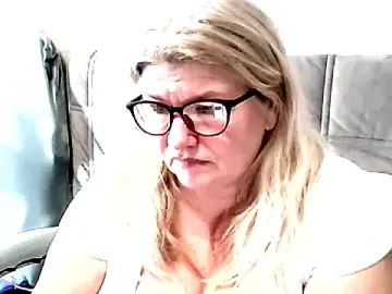 Diana_49  live sex cam