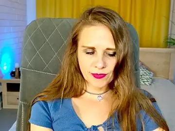 EmiliaBedy  live sex cam