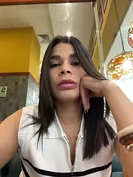 Leah_Honey26  live sex cam