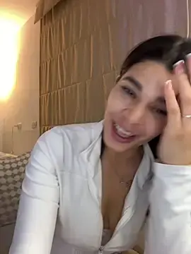 Leah_Honey26  live sex cam