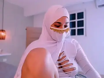 LittleNoor  live sex cam
