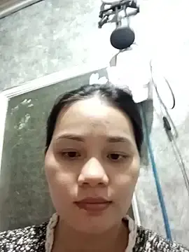 Ngoc-Trinh  live sex cam