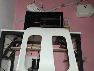 Rheya_tyne777  live sex cam