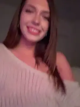 19whitebunny  live sex cam