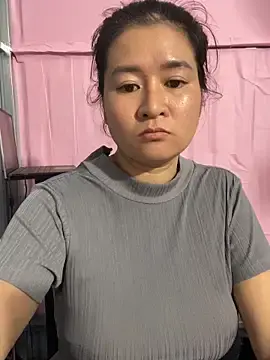 Bollozzy_99  live sex cam