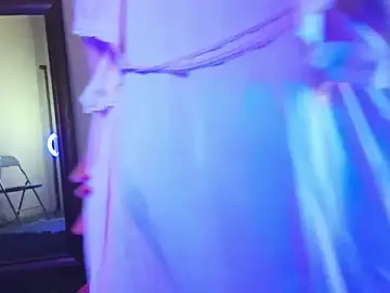 DIOSAHONEY  live sex cam