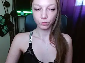 EmillyPlay  live sex cam