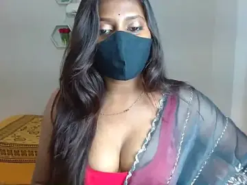Hotginni4  live sex cam