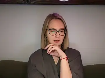 Kira_Elve  live sex cam
