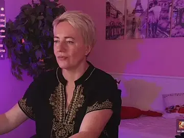 Nika_Smit  live sex cam