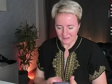 Nika_Smit  live sex cam