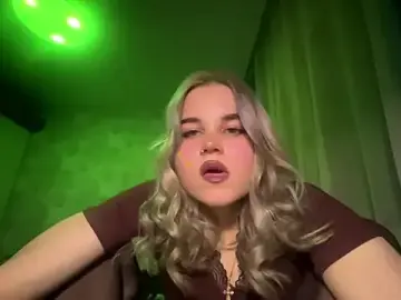 RinaLii  live sex cam