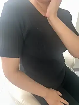Winnie-1016  live sex cam