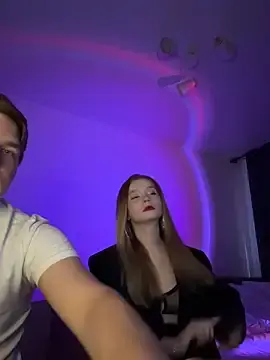 XXXCoupleOnFireXXX  live sex cam