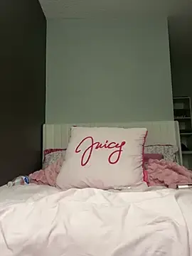 Cumloser  live sex cam