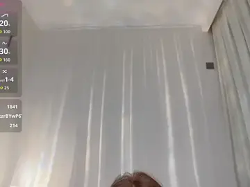 Lucky-188  live sex cam