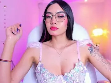 AzuraKindong  live sex cam