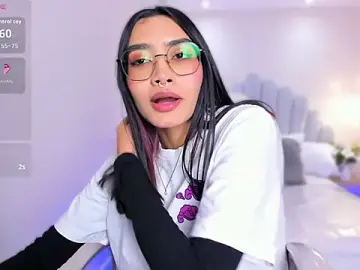 AzuraKindong  live sex cam