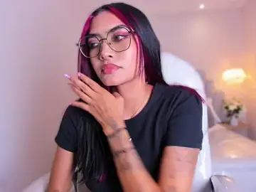 AzuraKindong  live sex cam