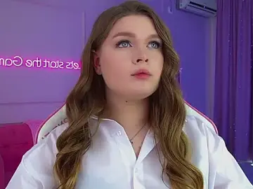 CrystalLyons  live sex cam