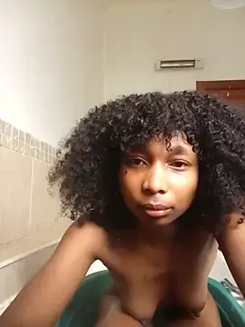 ExtraDoll  live sex cam