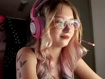FunnyLila  live sex cam
