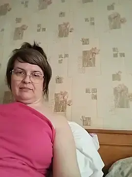 Irena-mis  live sex cam