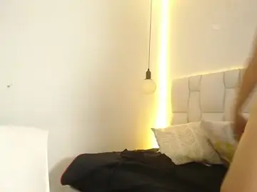 Megan_Quinn21  live sex cam