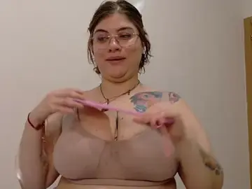 Sofia__curvy  live sex cam