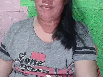 _hotmom_xx  live sex cam