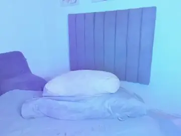 Britanny_jones1  live sex cam