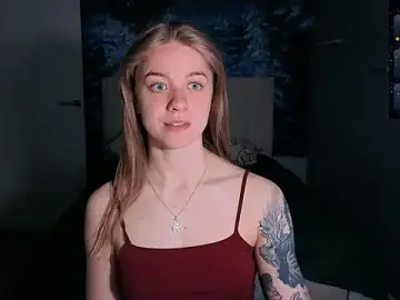 Candy_maggie  live sex cam