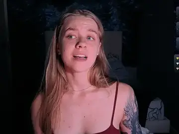 Candy_maggie  live sex cam