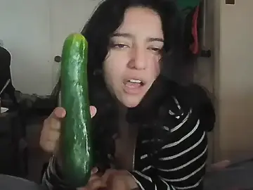 Creepyh0e_  live sex cam