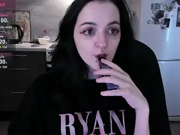 Linaa__tyaan  live sex cam