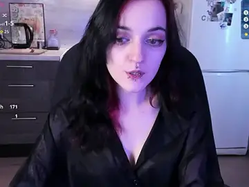 Linaa__tyaan  live sex cam