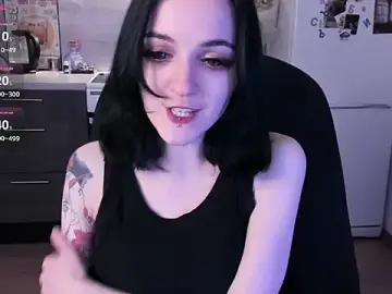 Miura_moon  live sex cam