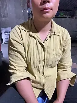 Neyney110  live sex cam