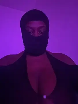 Ta_sucrerie  live sex cam