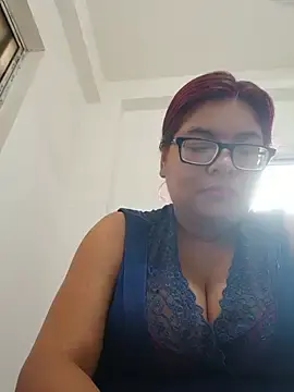 Elie_Hallway  live sex cam