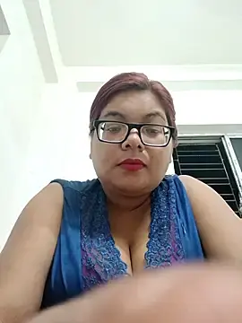 Elie_Hallway  live sex cam