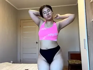HikkoSinu  live sex cam