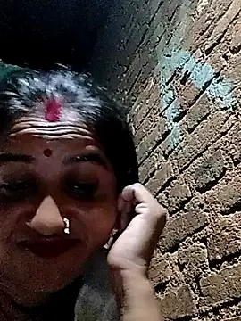 Sexi_pushpa  live sex cam