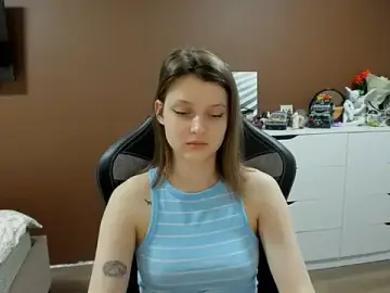 SoniNesti  live sex cam