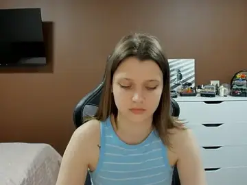 SoniNesti  live sex cam