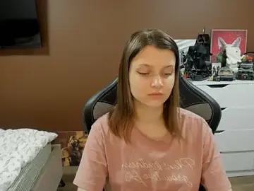 SoniNesti  live sex cam