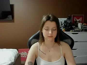 SoniNesti  live sex cam