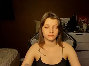 SoniNesti  live sex cam