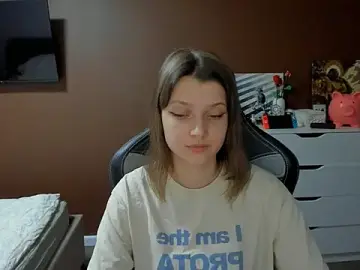 SoniNesti  live sex cam