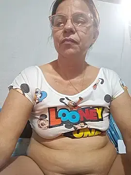 Sweet-Hot-Sucking  live sex cam